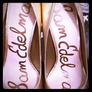 Sam Edelman gold shoes size 7